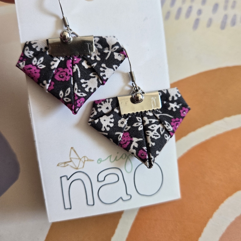 New NAO Origami Navy and Pink Earrings
